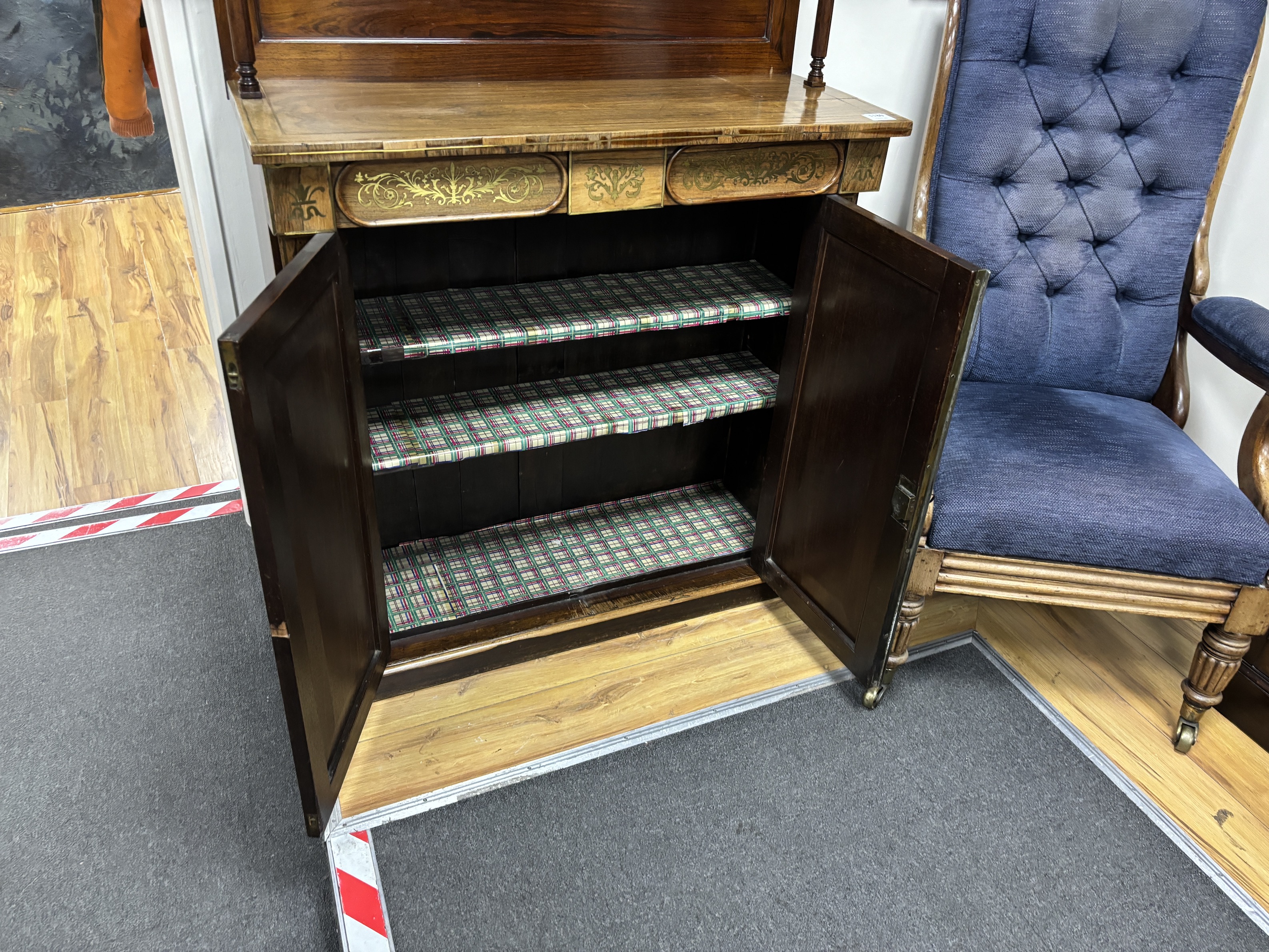 A Regency cut brass and inlaid rosewood chiffonier, width 90cm, depth 37cm, height 121cm